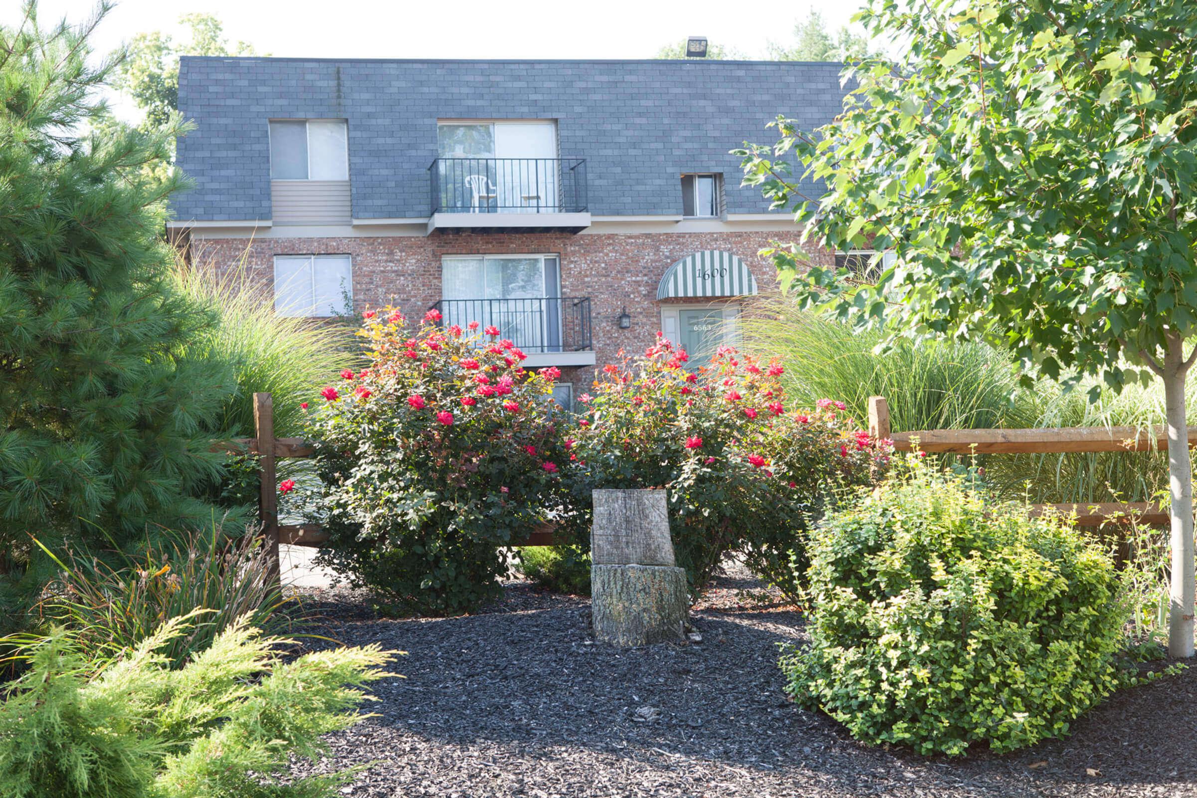 West Hills Apartments Photo Gallery